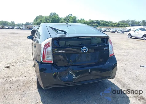 2012 Toyota Prius Two z USA, uszkodzony, nr VIN JTDKN3DU6C1566834